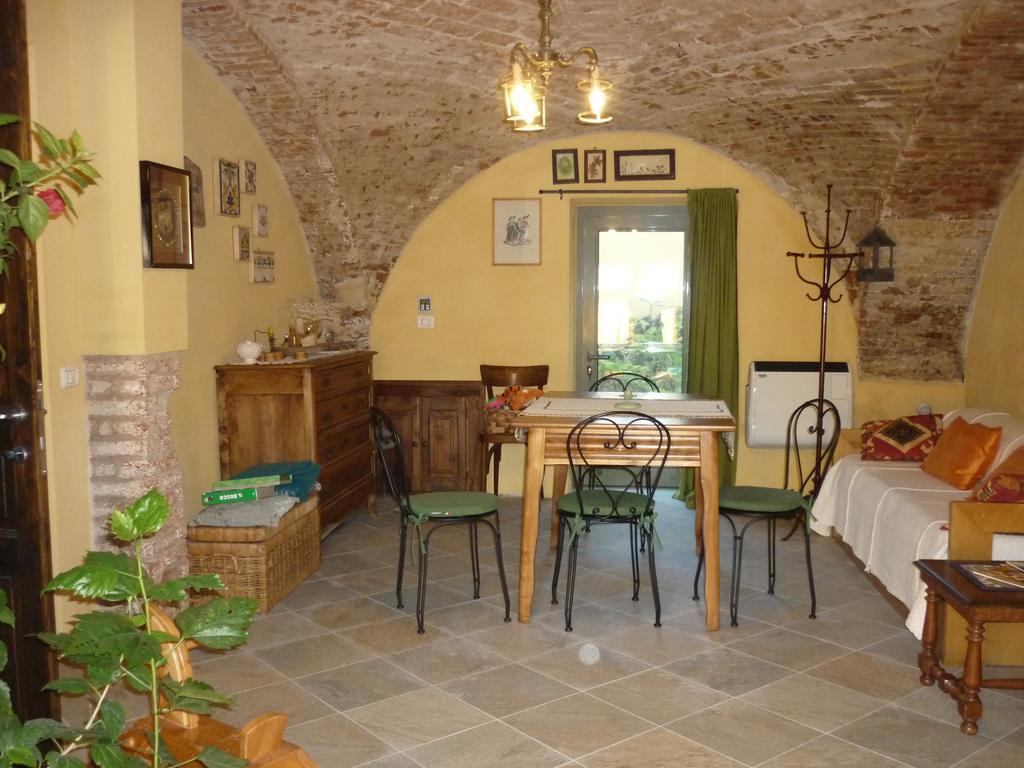L'Adele Bed & Breakfast Occimiano Bagian luar foto
