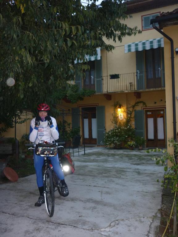 L'Adele Bed & Breakfast Occimiano Bagian luar foto